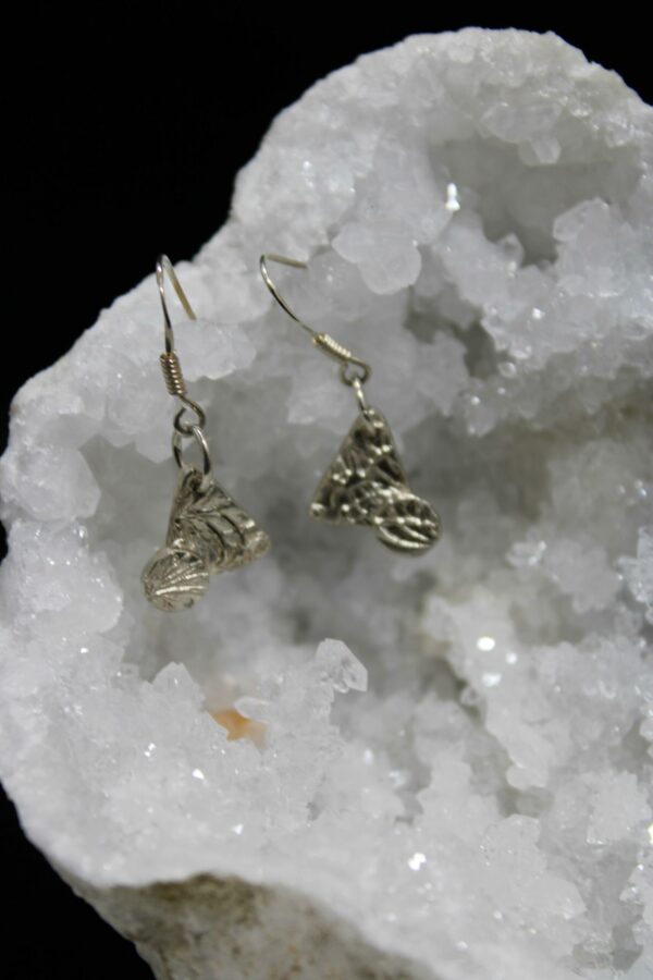 Boucles d'oreilles symbole triangle